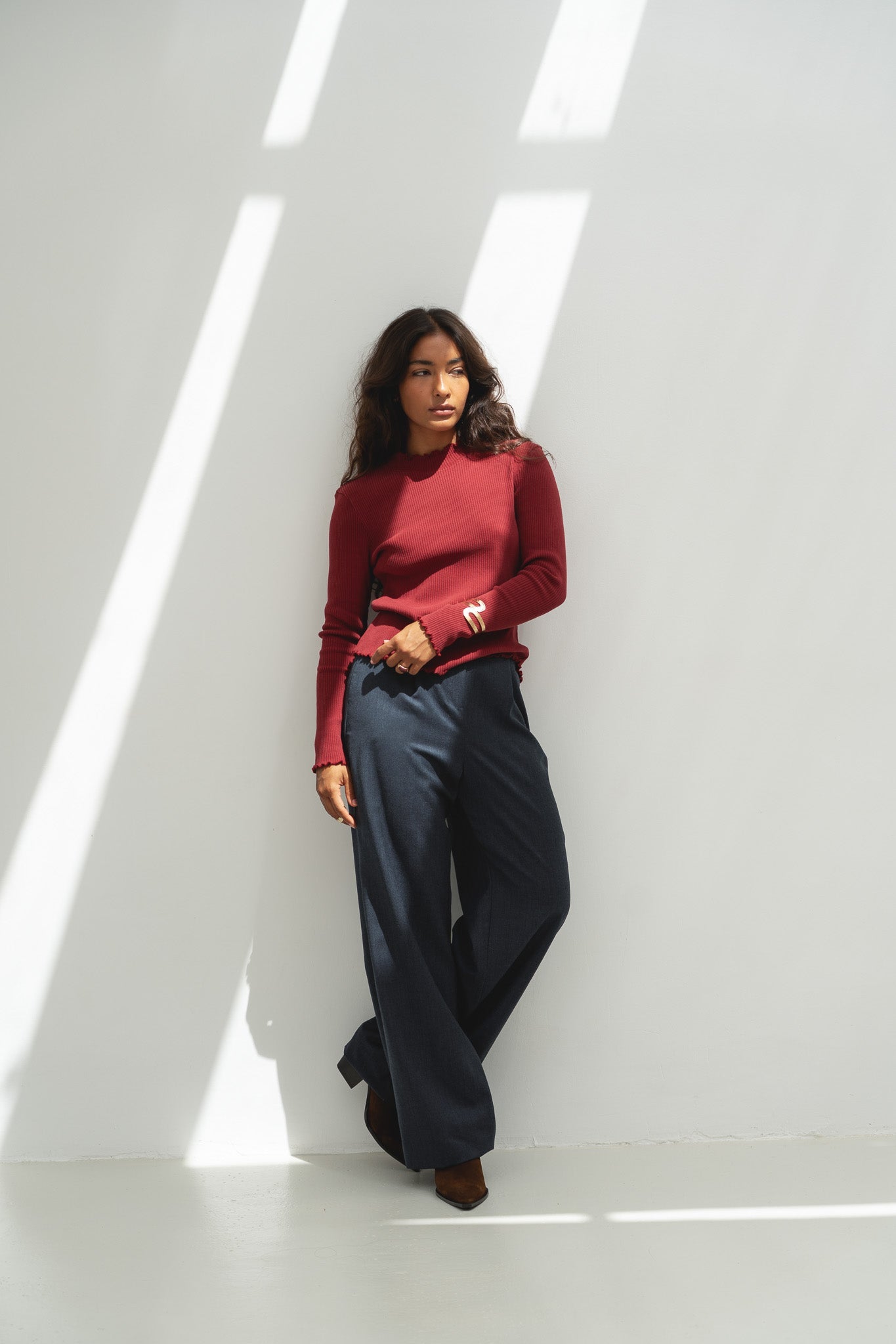 Ava Bordeaux Turtleneck - Näz - Sustainable Fashion Made in Portugal