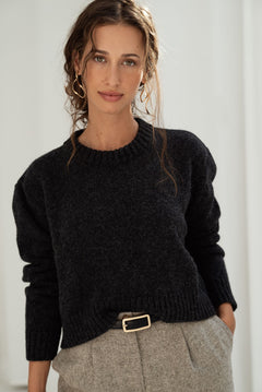 Claudia Black Recycled Jumper - Näz - Sustainable Fashion Made in Portugal