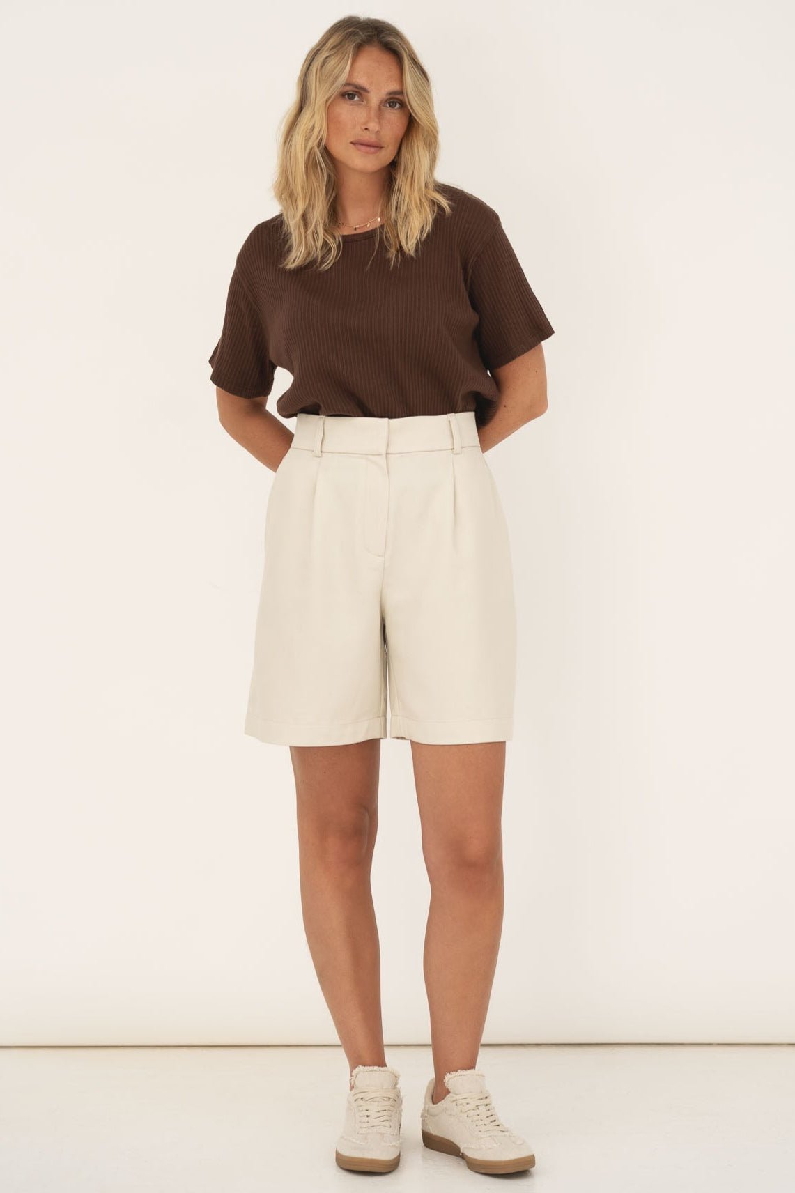 Elise White Tencel Shorts - Näz - Sustainable Fashion Made in Portugal