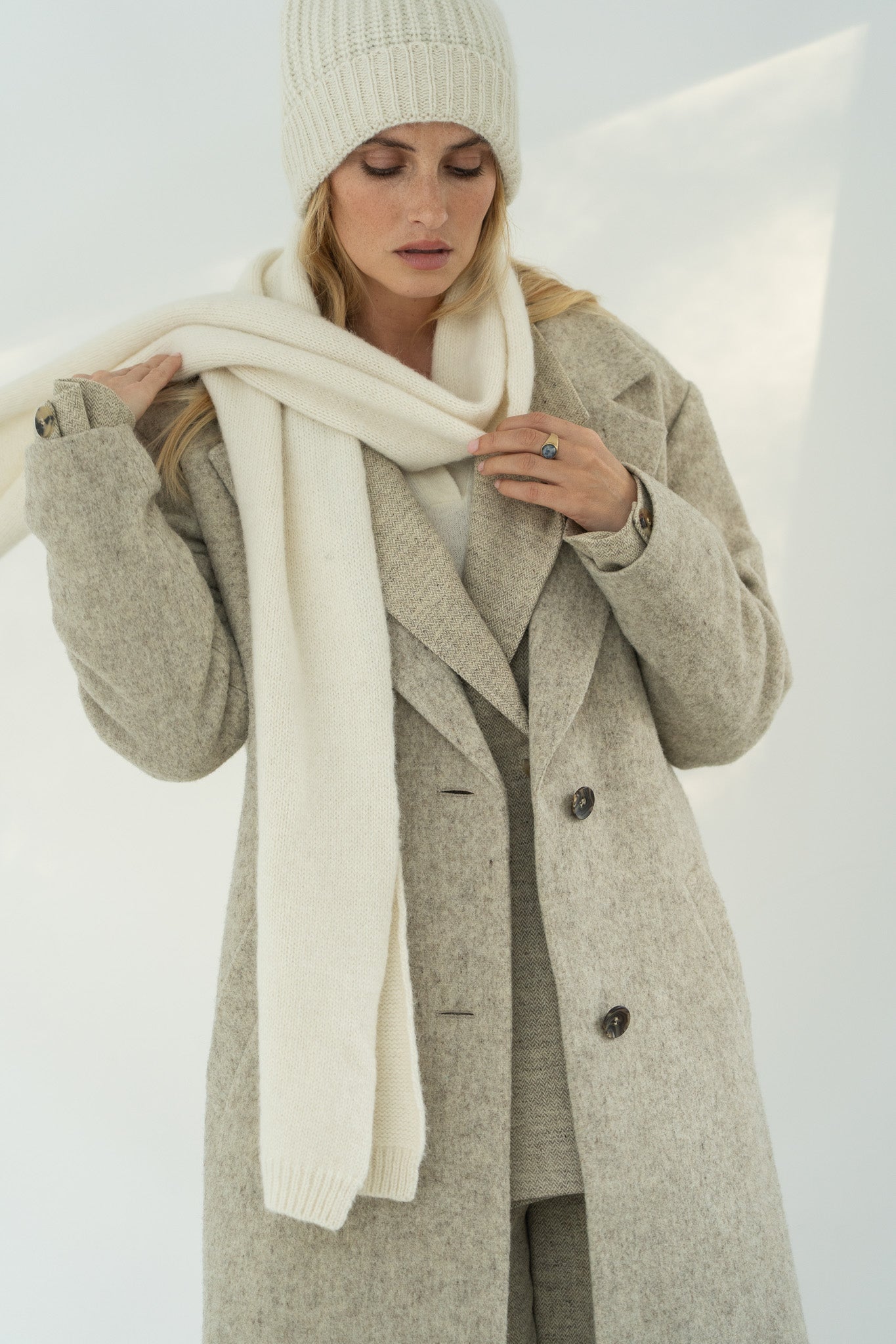 Alma White Scarf - Näz-Sustainable Fashion Made in Portugal