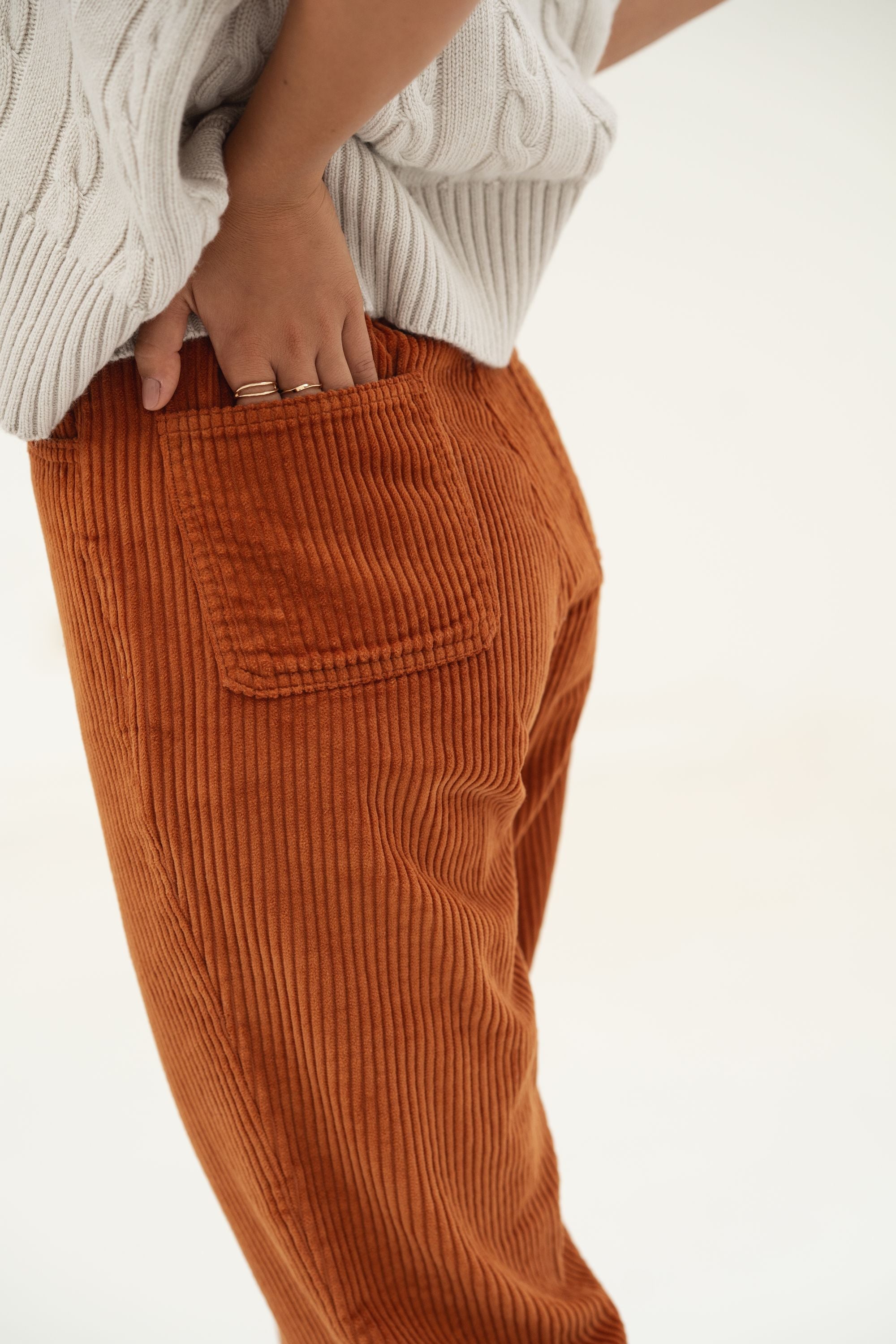 Naz corduroy cotton trousers in orange for women elastic on the waist.