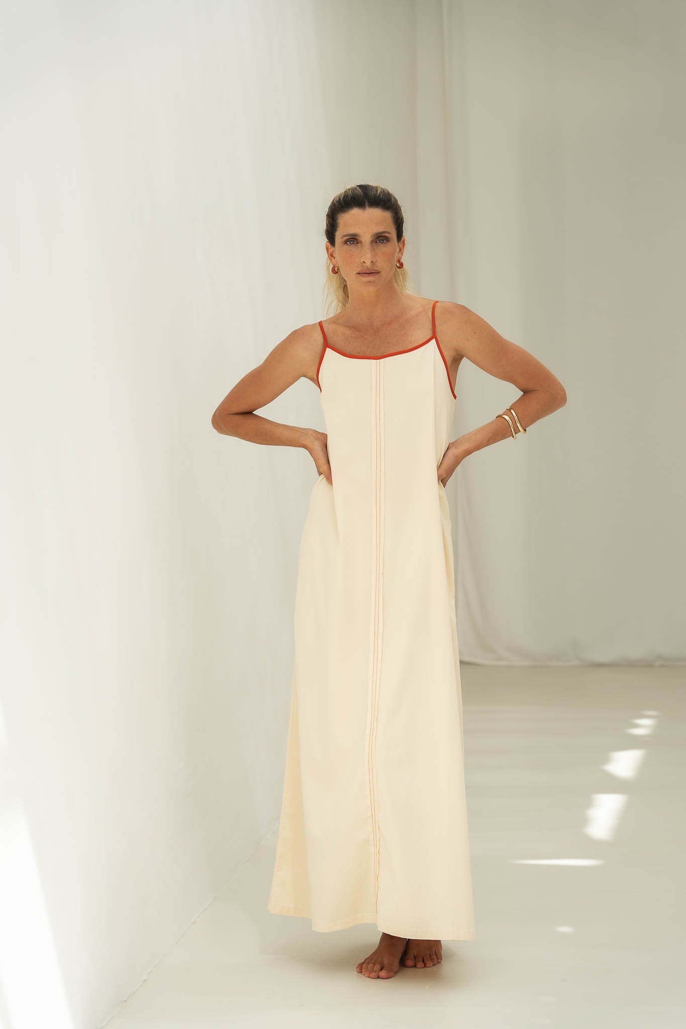 Eline Beige Frilled Dress - Näz - Sustainable Fashion Made in Portugal
