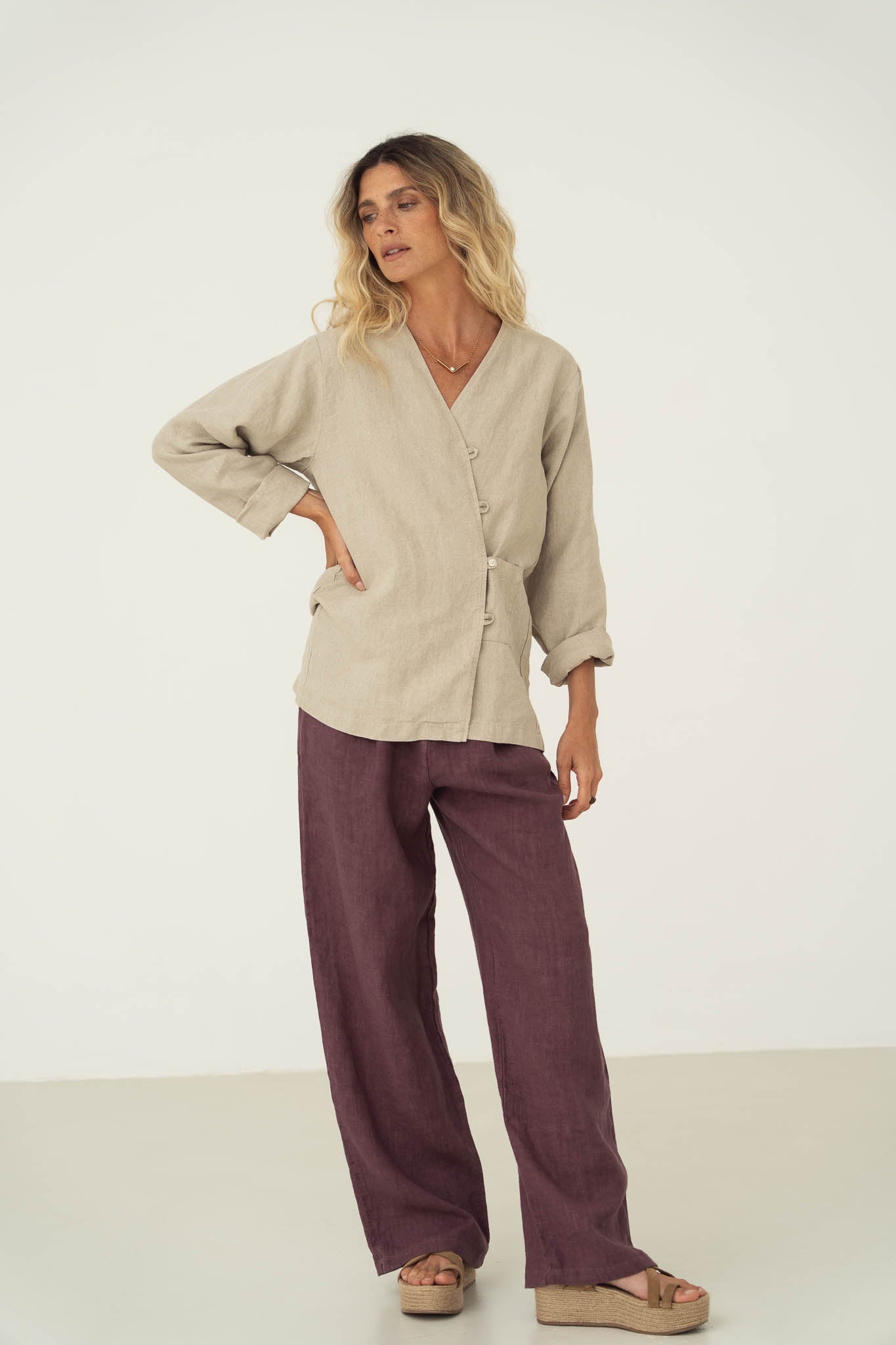 Emilia Beige Linen Shirt - Näz - Sustainable Fashion Made in Portugal