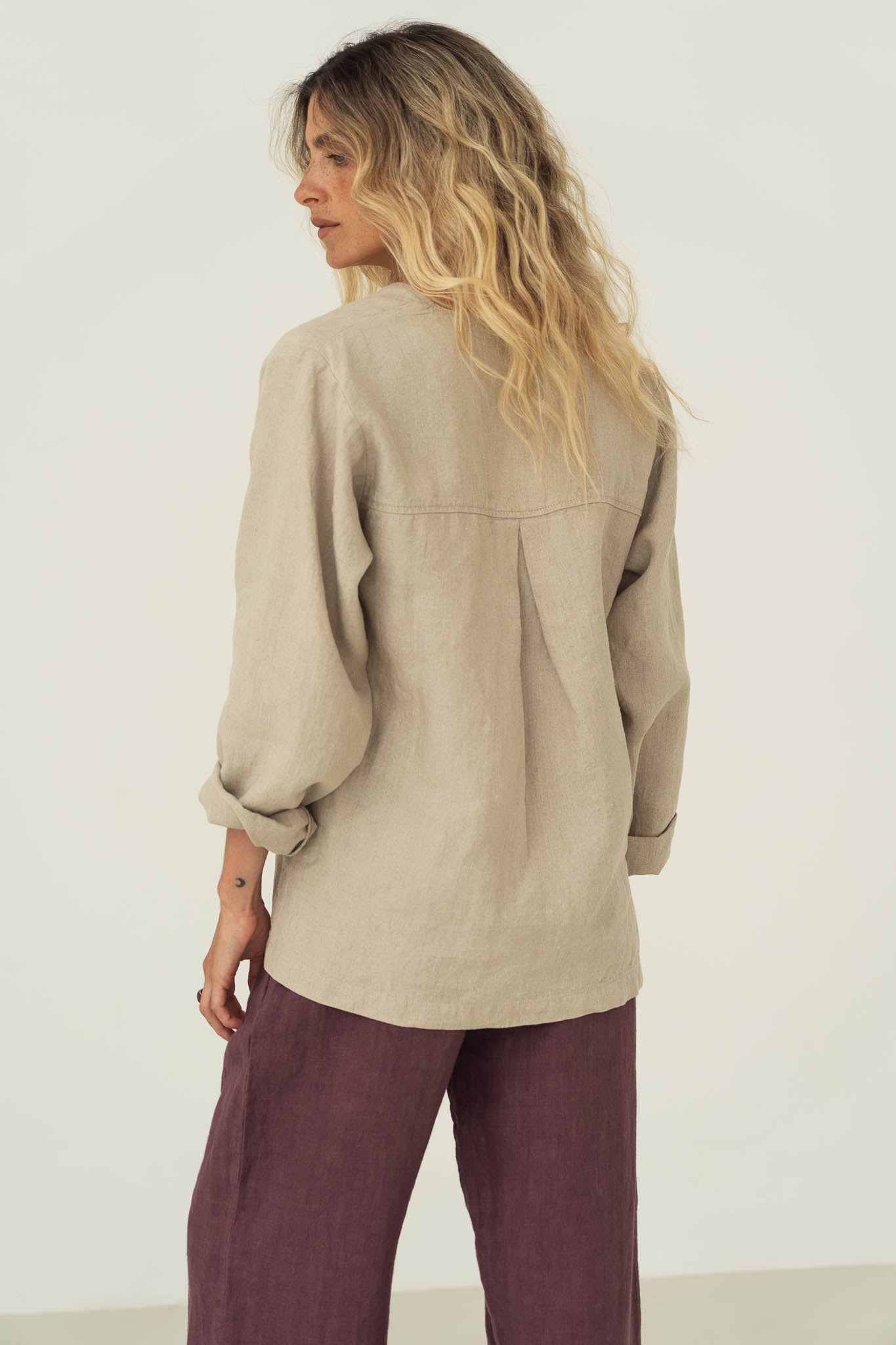 Emilia Beige Linen Shirt - Näz - Sustainable Fashion Made in Portugal