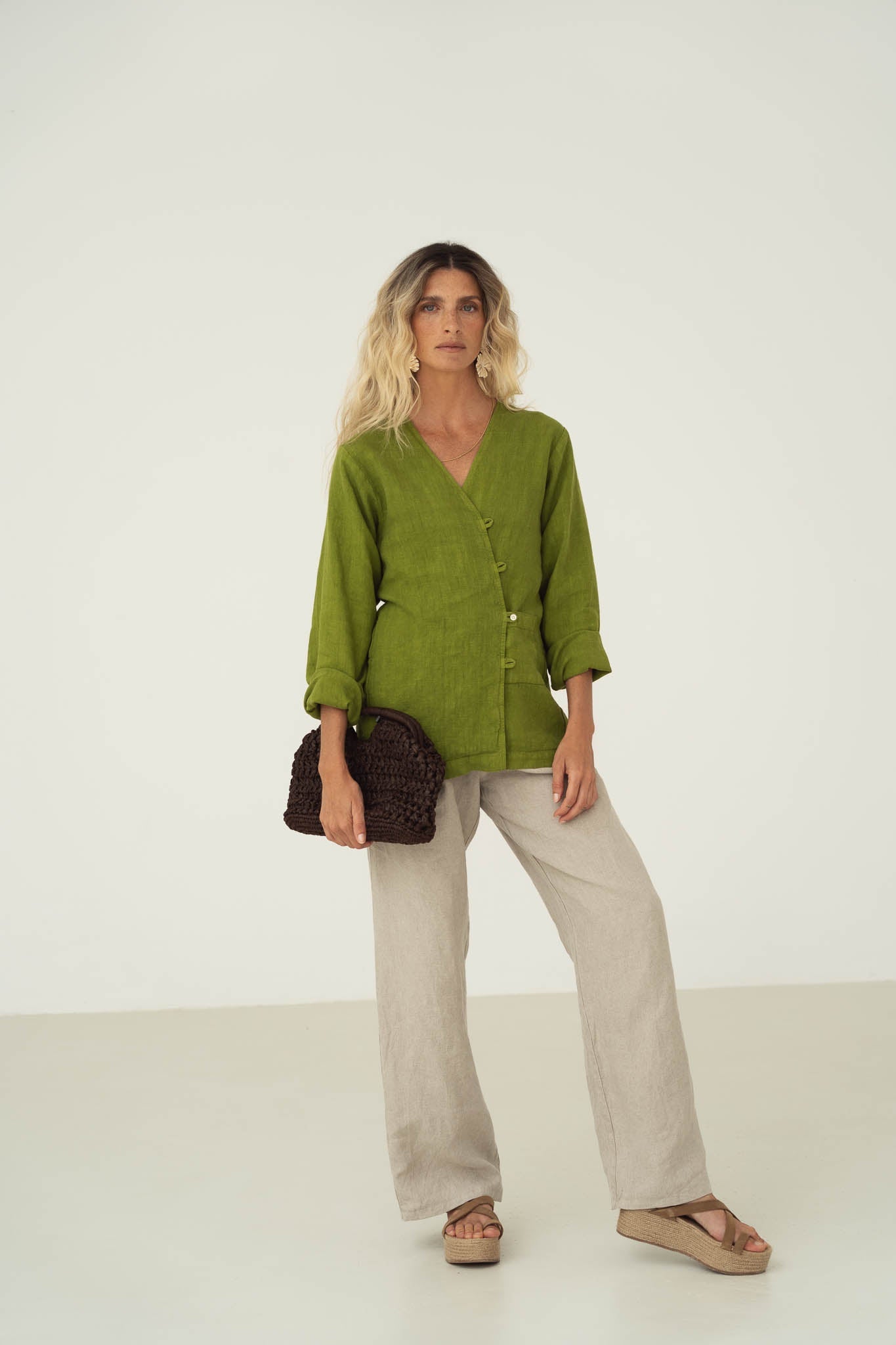 Emilia Green Linen Shirt - Näz - Sustainable Fashion Made in Portugal