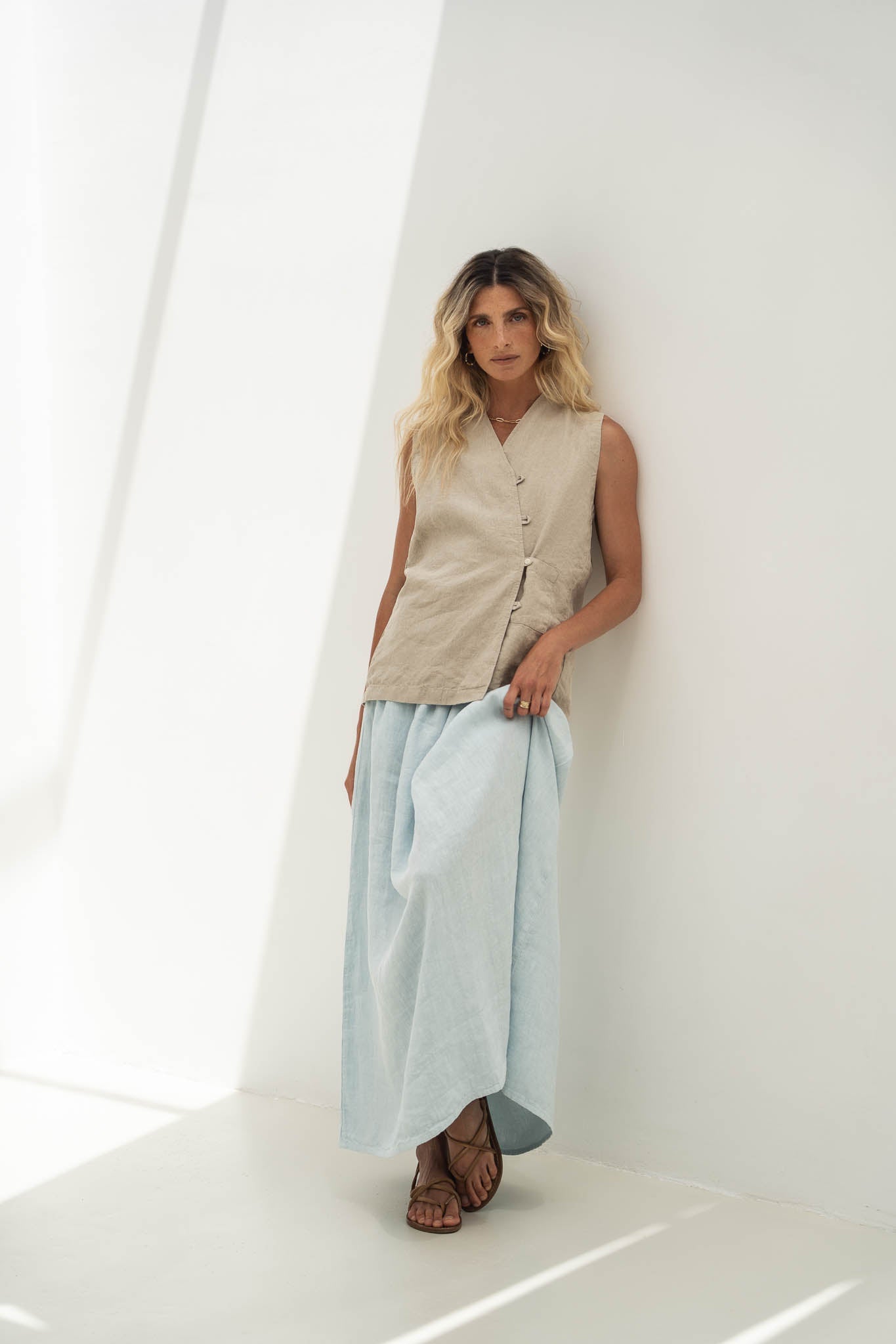 Freya Light Blue Linen Skirt - Näz - Sustainable Fashion Made in Portugal