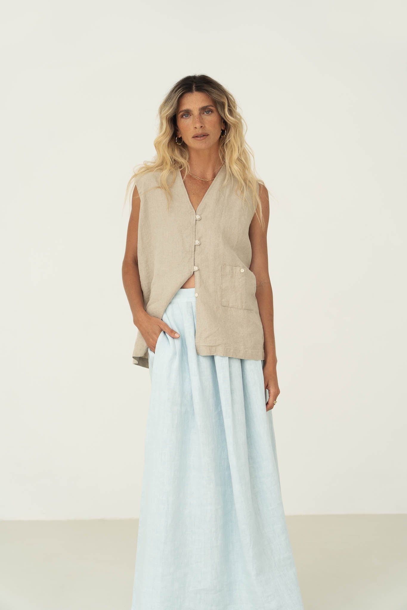 Freya Light Blue Linen Skirt - Näz - Sustainable Fashion Made in Portugal