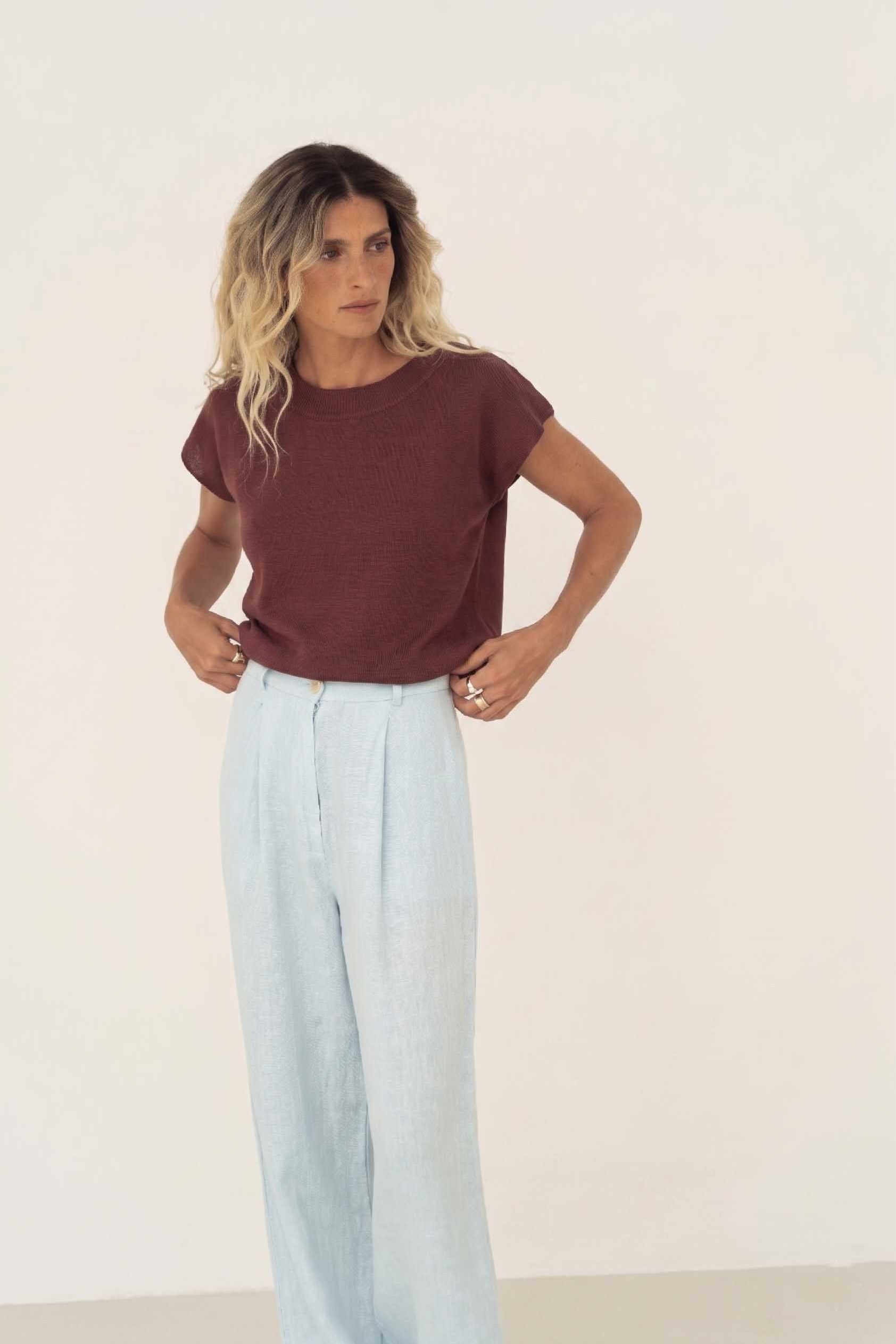 Lucia Brown Linen Knit T-shirt - Näz - Sustainable Fashion Made in Portugal