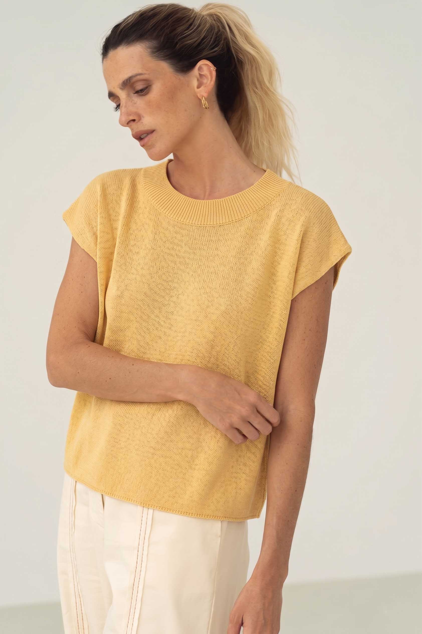 Lucia Yellow Linen Knit T-shirt - Näz - Sustainable Fashion Made in Portugal