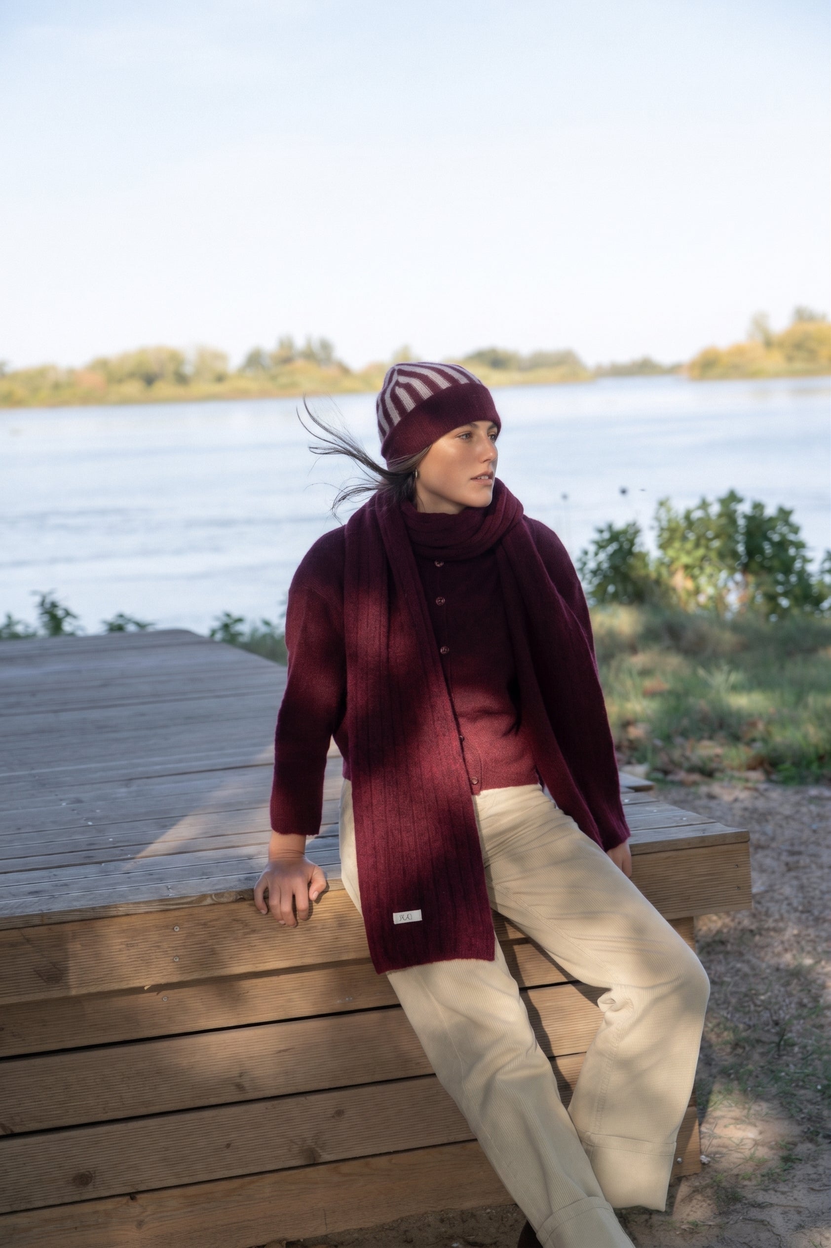 Mila Bordeaux Alpaca Scarf - Näz-Sustainable Fashion Made in Portugal