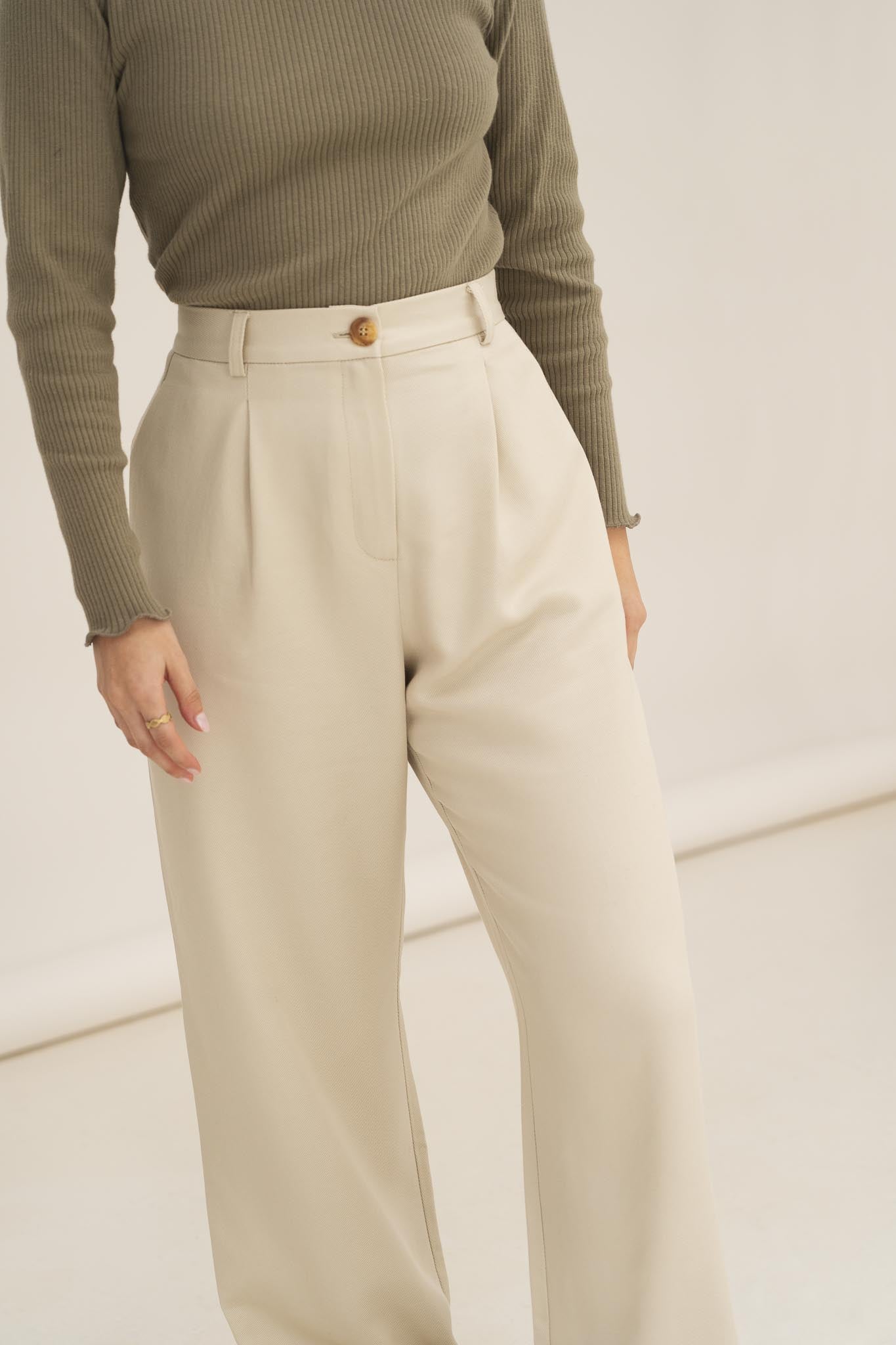 NAZ Mara Trousers in White. Made with 100% Tencel. Produced ethically in Portugal.