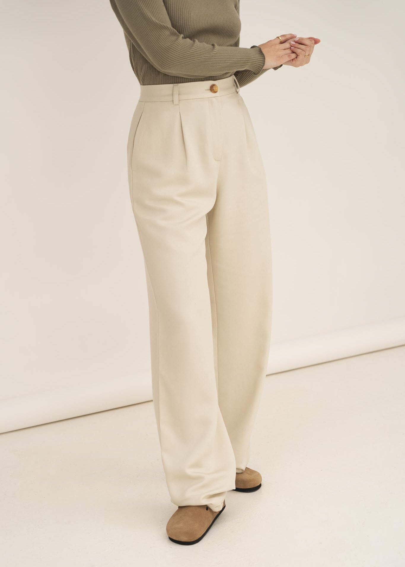 NAZ Mara Trousers in White. Made with 100% Tencel. Produced ethically in Portugal.