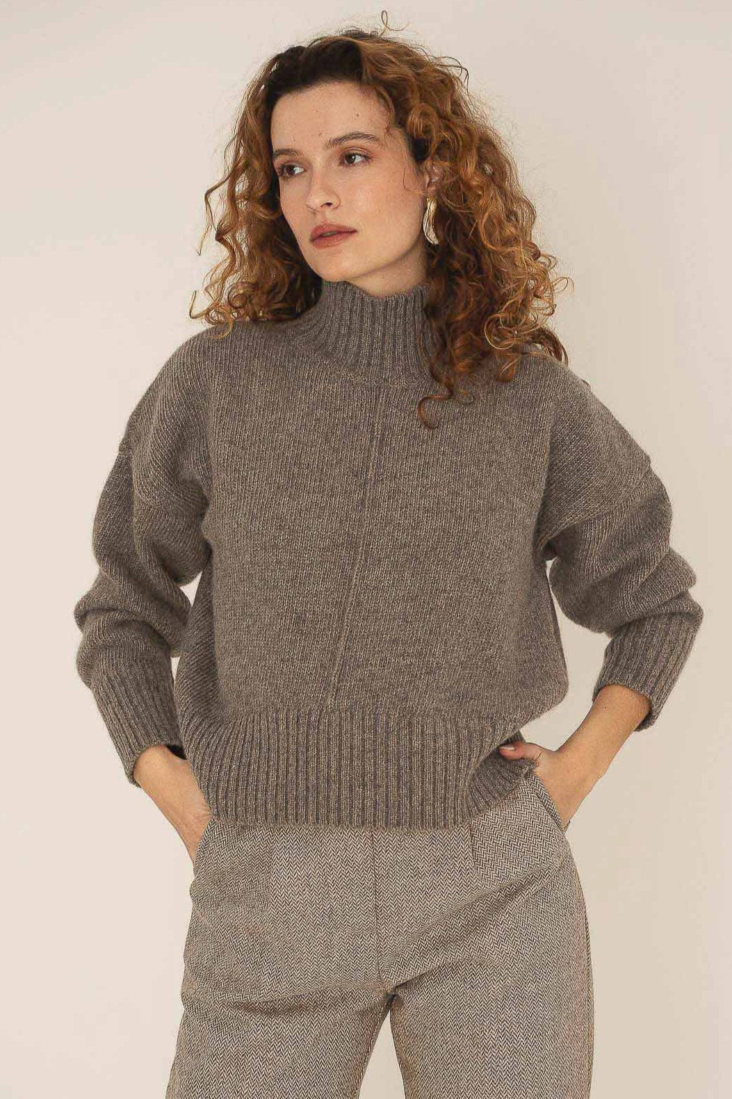 NAZ Emma Sweater in Brown. Made with 50% Recycled Aplaca and 50% Recycled Wool. Produced ethically in Portugal.