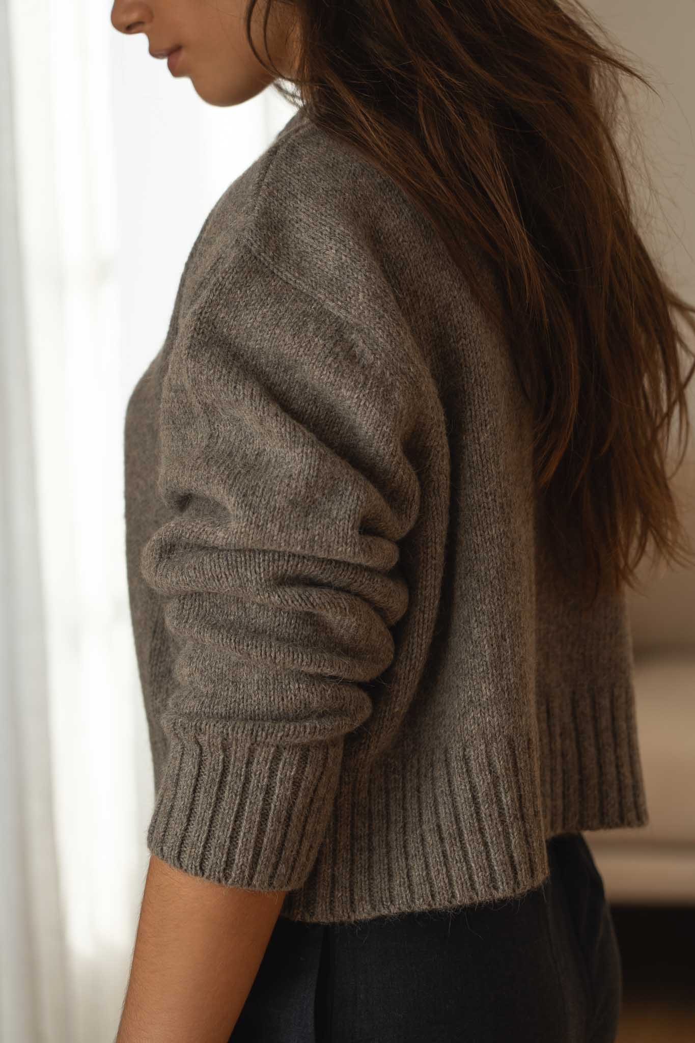 NAZ Claudia Sweater in Brown. Made with 50% Recycled Aplaca and 50% Recycled Wool. Produced ethically in Portugal.
