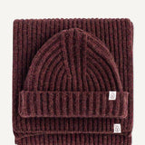Naz women's recycle wool winter set. Beanie and scarf in brown. 