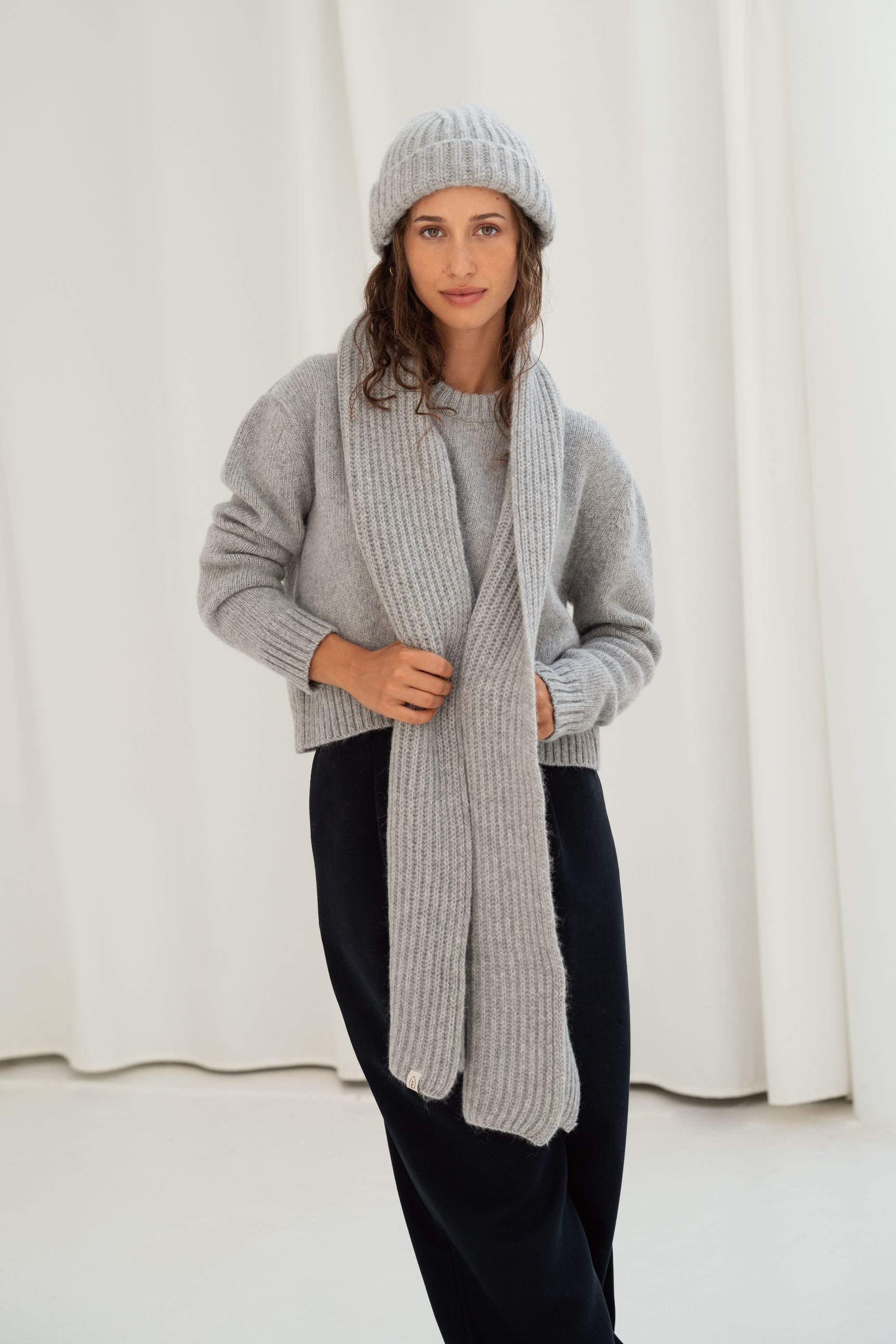 naz winter scarf recycled wool grey
