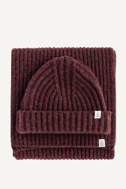 Naz women beanie and scarf recycled wool set winter 