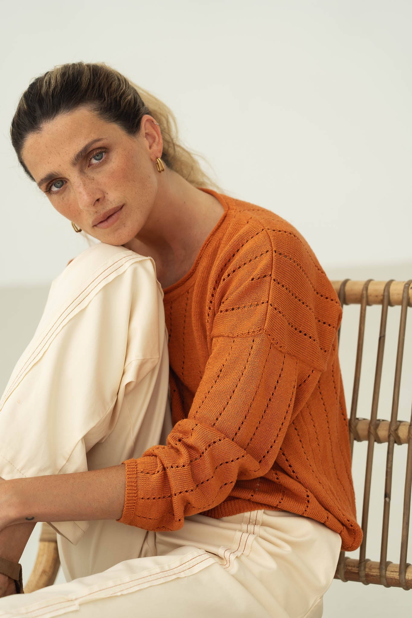 Sofie Orange Linen Sweater - Näz - Sustainable Fashion Made in Portugal