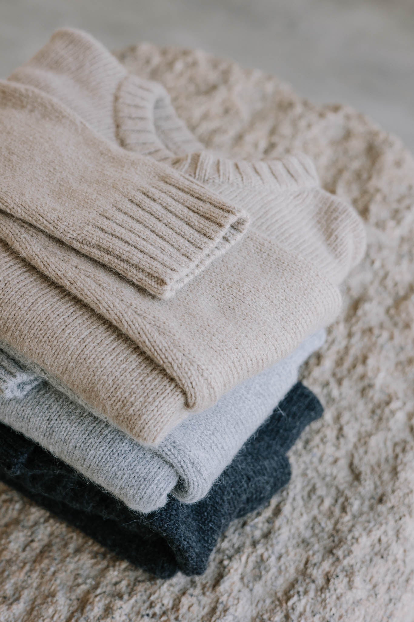 Naz women's winter essentials. Recycled Wool crewneck, made in Portugal. 