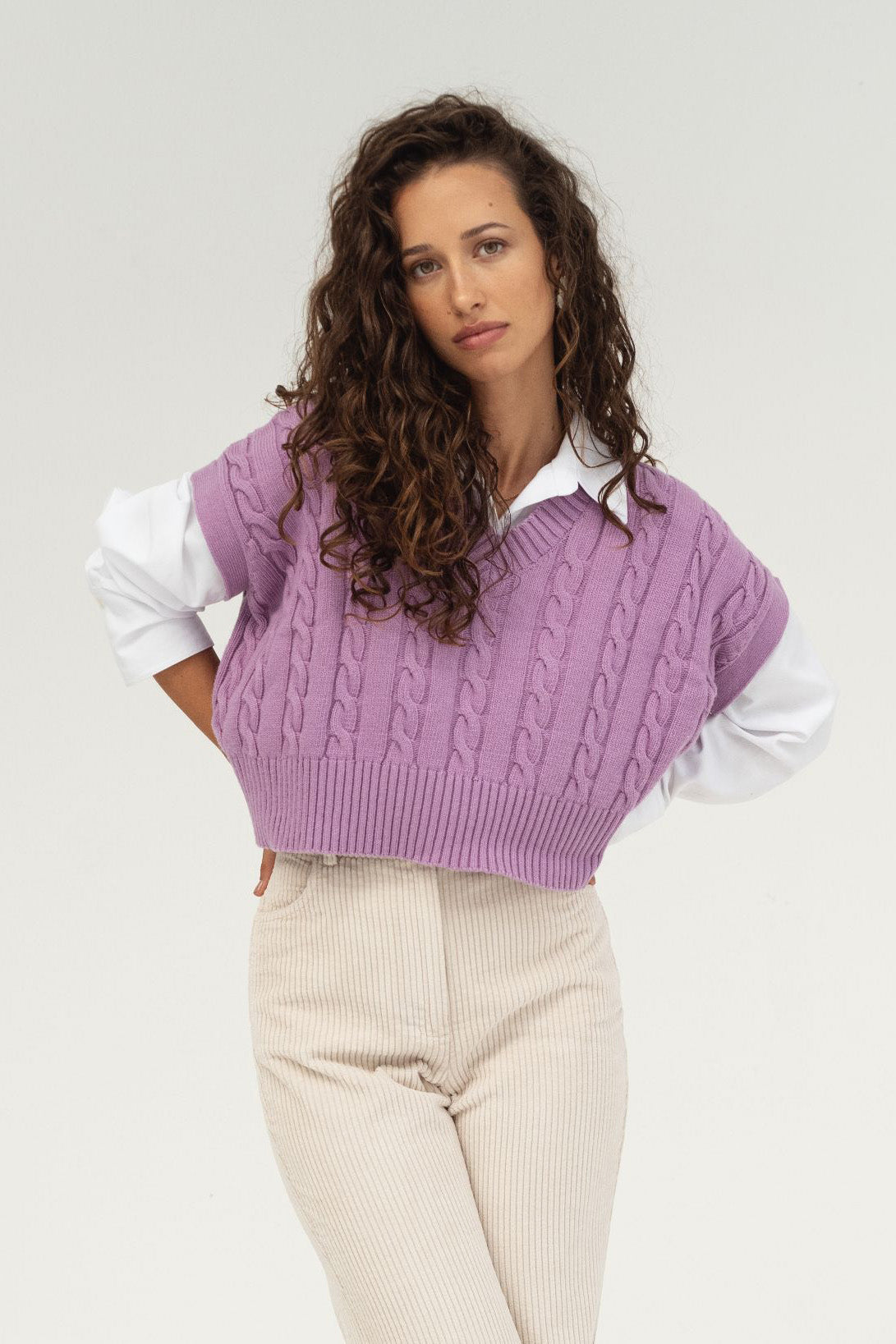 Naz women's recycled wool vest with cropped cut in lilac. Made in Portugal. 